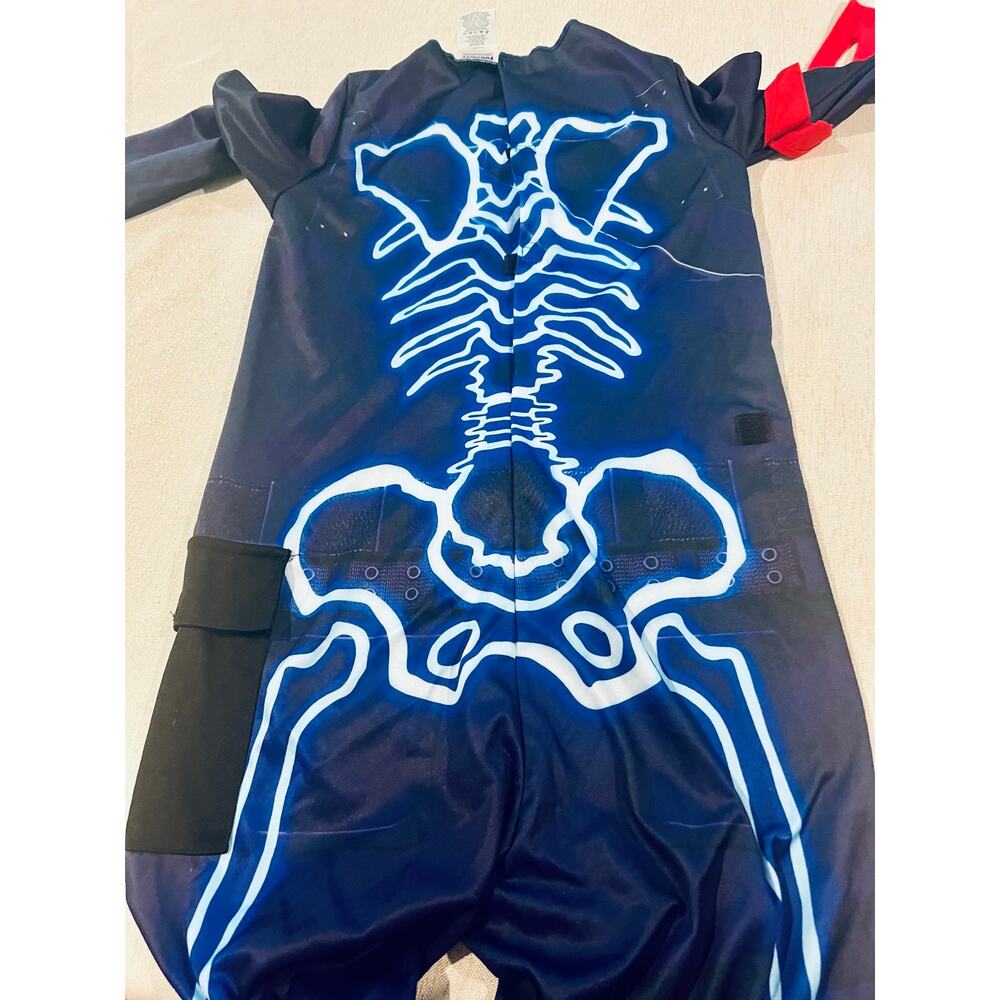 Fortnite Halloween Costume.  Party Trooper.  Sz 8-10.  Black and Blue. No mask - Picture 5 of 7